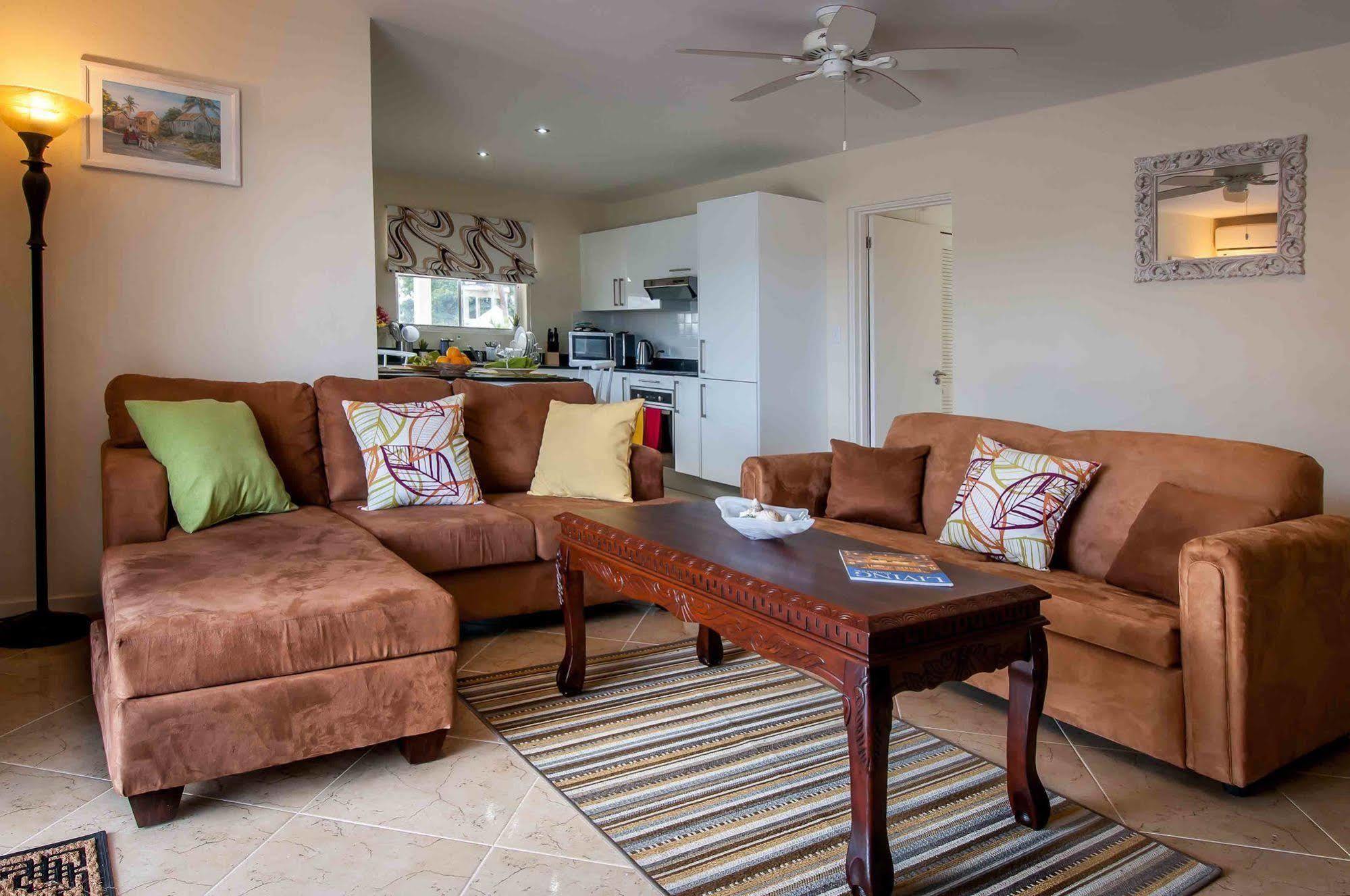 Lantana Barbados Condos เซนต์เจมส์ ภายนอก รูปภาพ